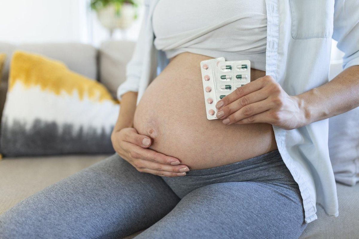 Optimisez l'absorption des vitamines prénatales pour une grossesse épanouie.