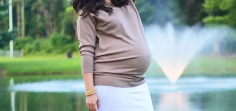Femme sablier : Comment s'habiller pour la grossesse ?
