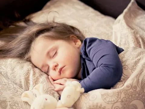 Les origines d'un sommeil agité chez l'enfant