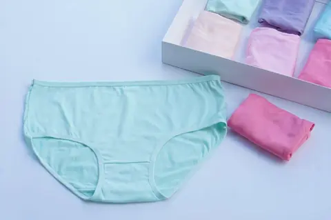 Top 5 culottes taille haute qui ne marquent pas le ventre pendant la grossesse