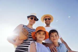 Lire la suite à propos de l’article Vacances d’été 2026 avec un nourrisson : check-list indispensable pour partir sereinement
